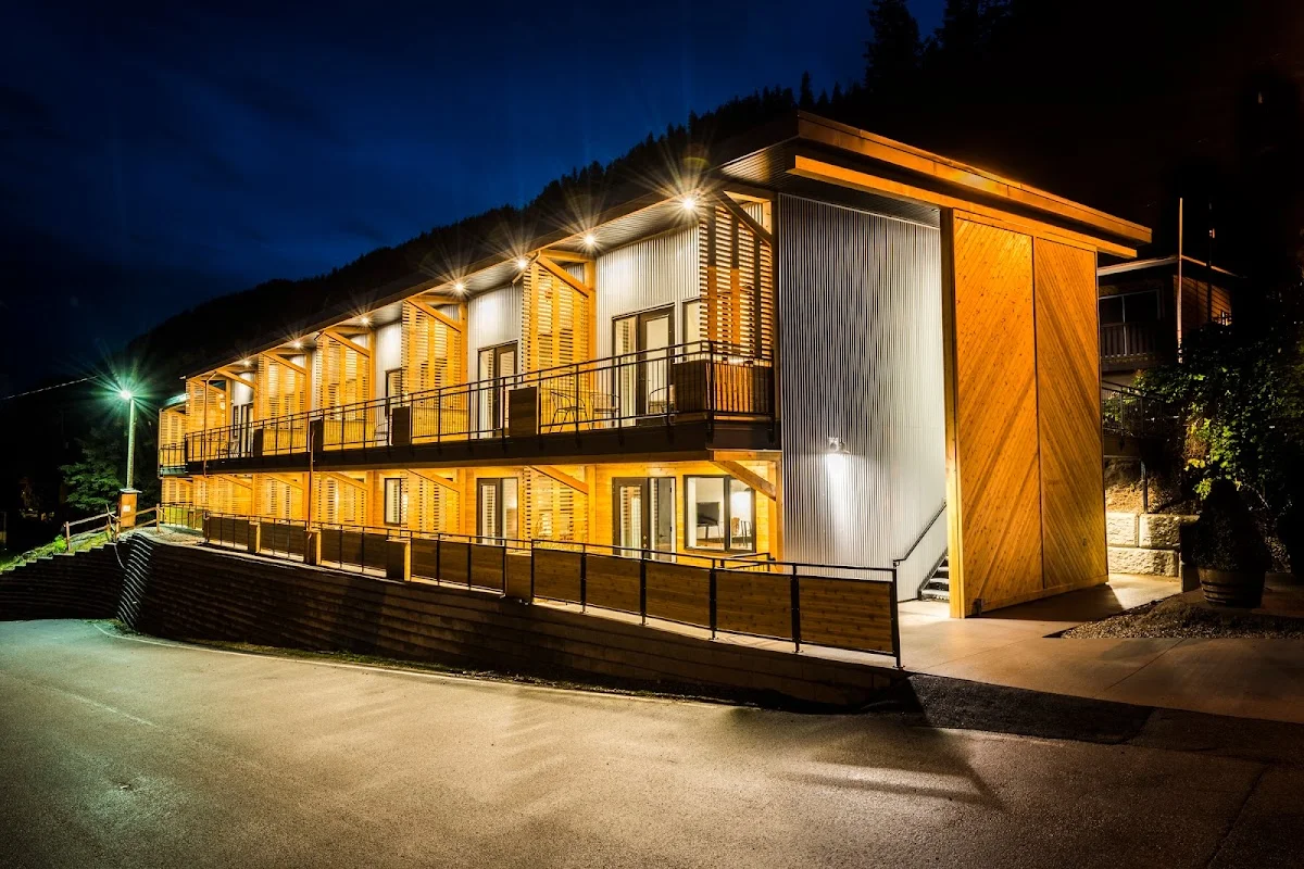 Ainsworth Hot Springs Resort